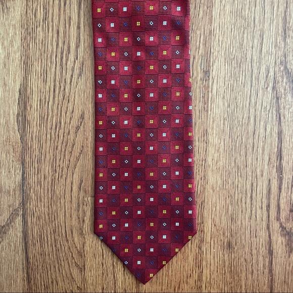 Bespoke Apparel silk tie made in Italy - Picture 4 of 13